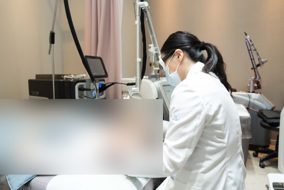 왕십리 잡티제거 레이저로 깨끗하게 <실제 시술 후기> 관련 이미지 1