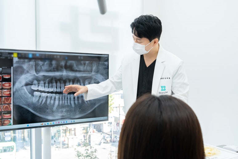 반포역 임플란트? 어떤 곳 가야할 지 막막하신 분들께 <의사 칼럼> 관련 이미지 4