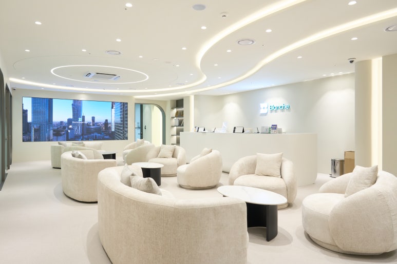Judging Miss Korea 2025, as Seen Through a Dentist’s Eyes image 4