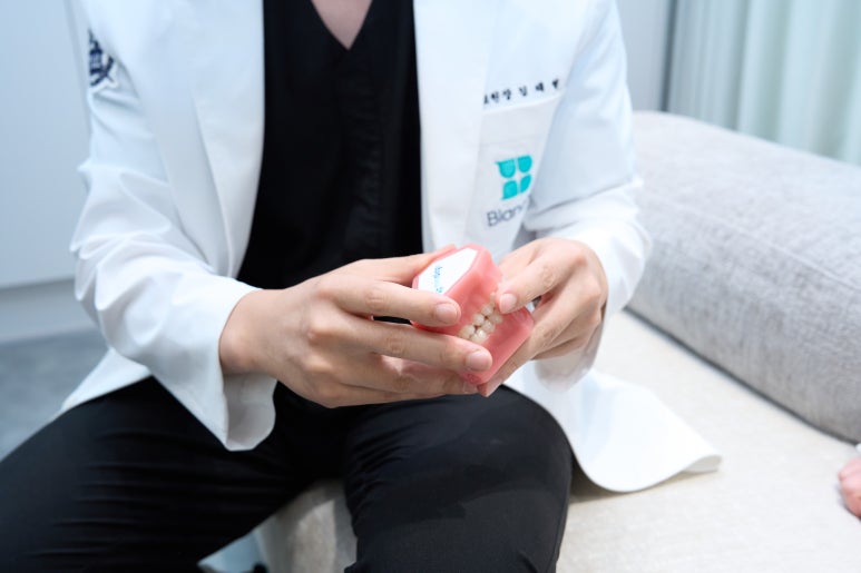 앞니라미네이트? 부작용, 삭제 등 주의사항 정리해드립니다 관련 이미지 12