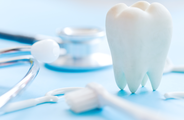 Could I Have Bad Breath? A 1-Minute Self-Check in Front of the Mirror image 4