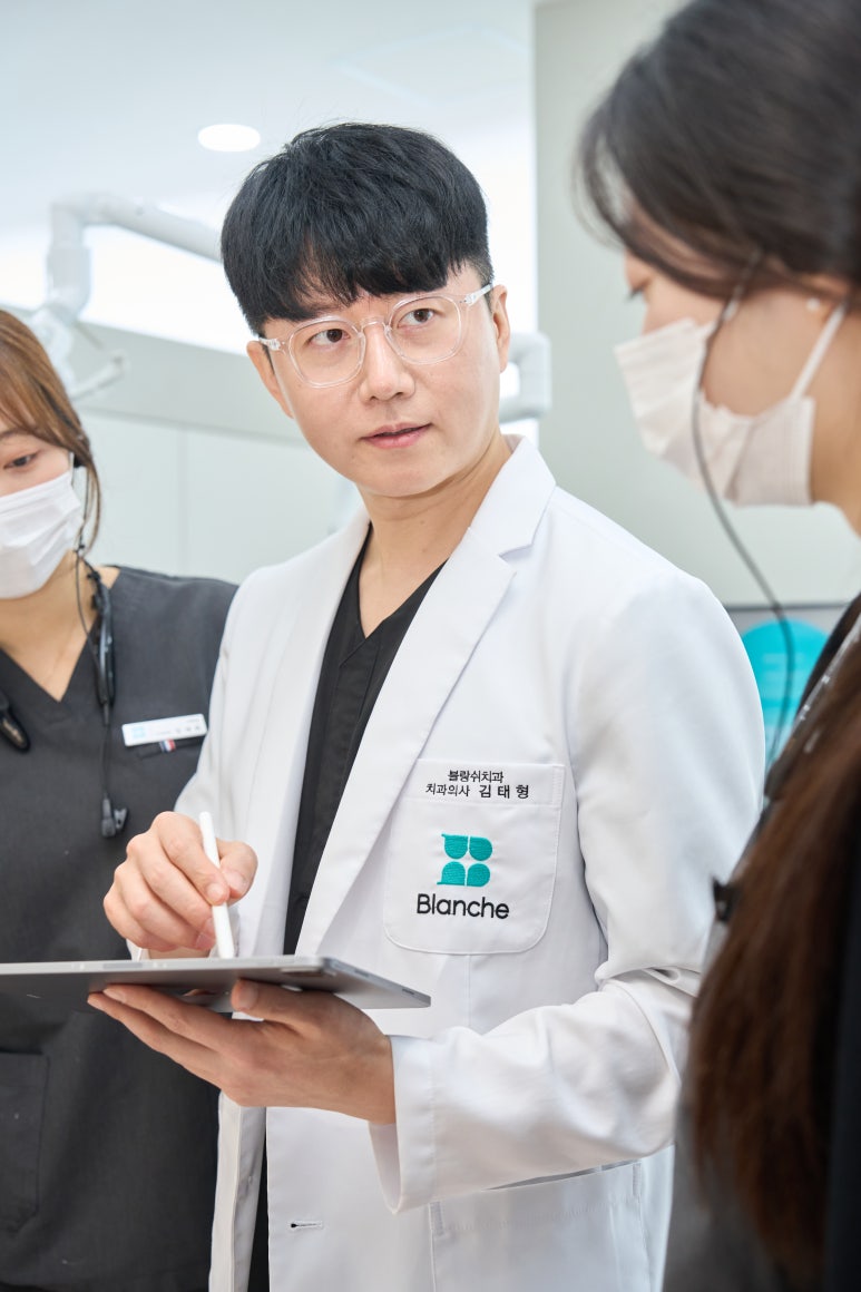 Check No-Prep Veneer Side Effects in Advance image 1