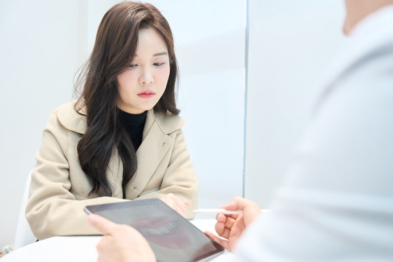 커피 치아착색? 누런 치아가 신경 쓰인다면 지금 확인하세요. 관련 이미지 1