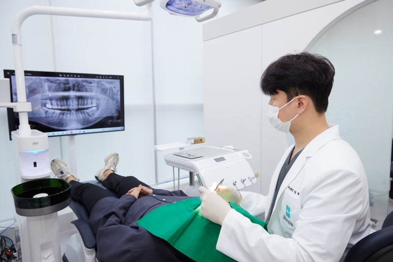 이빨 깨짐 방치하면 발치까지? 크랙치아 치료법과 응급처치 관련 이미지 5