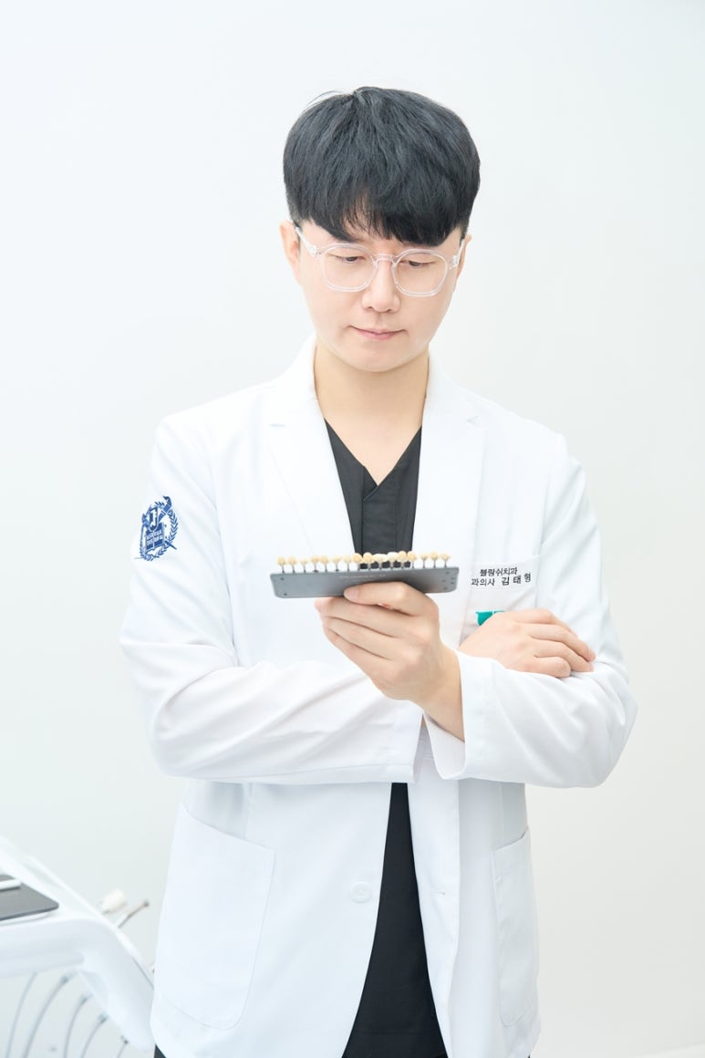 무삭제라미네이트가격, 손끝에서 결정됩니다. 관련 이미지 5