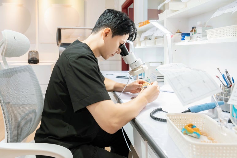 블랑쉬치과에서 프리미엄 임플란트 진료를 하는 이유를 말씀드립니다 관련 이미지 2