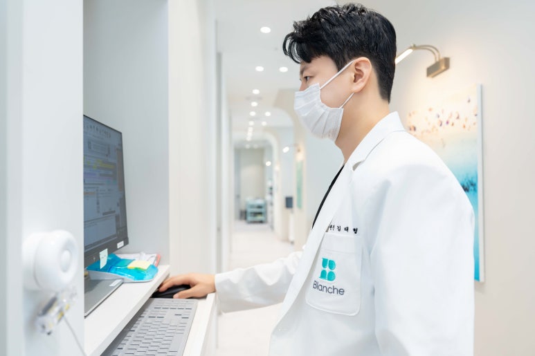 논현치과, 의사가 강조하는 1가지 기준 관련 이미지 10