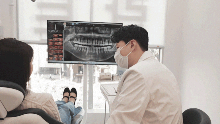 인생을 바꾸고 싶다면, 미소를 바꾸세요. 관련 이미지 4