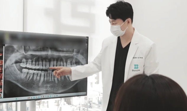 풍치 치료 초기&middot;중기&middot;말기, 단계별 치료비가 10배 차이 나는 이유 관련 이미지 11