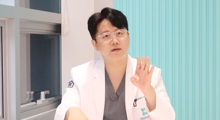 노인틀니 vs 디지털풀아치, 부모님 씹는 힘 2배 높이는 선택 기준 관련 이미지 15