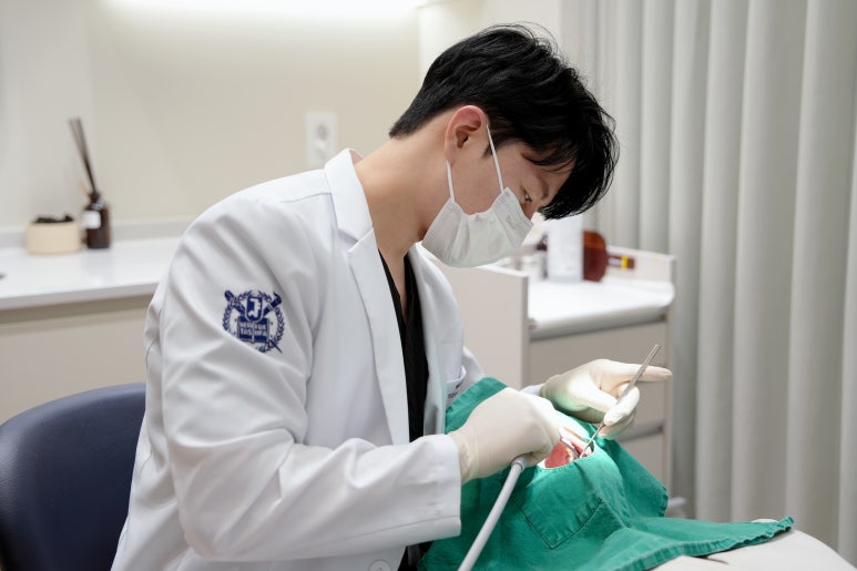 Same-Day Veneers in Korea : Cost, Process & Tips - Blanche Dental Clinic 관련 이미지 2