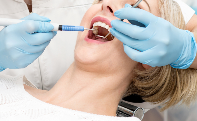 Why Painless Gum Bleeding Can Be More Dangerous — 3 Golden Opportunities to Act Before the Alveolar Bone Deteriorates image 5