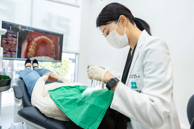 서초교정치과, 20년차 교정 전문의가 모두 대답해드립니다. <의사 작성> 관련 이미지 9