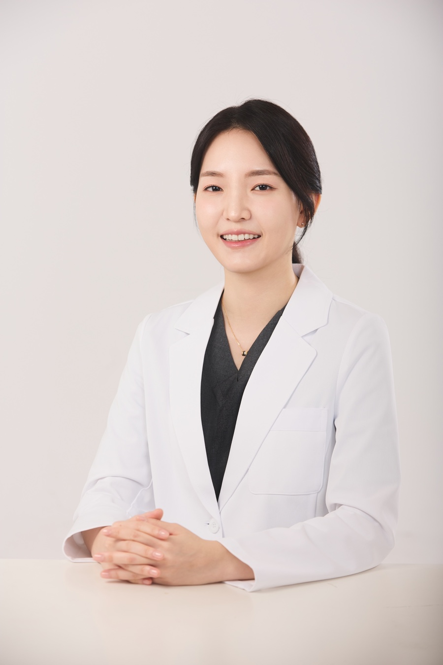 본연의 아름다움이 깨어나는 로바에클리닉 대표, 박서영 원장입니다. 관련 이미지 20