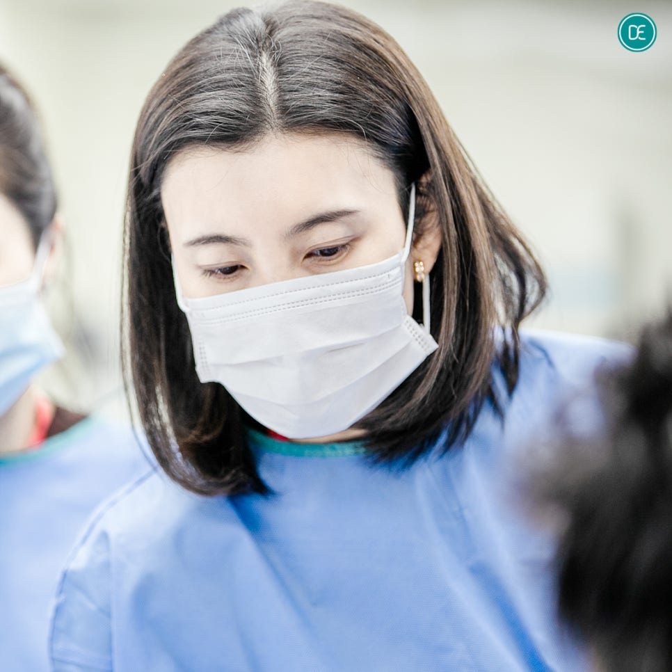 Who Is Recommended for Laser Hair Removal for Mustache and Upper Lip Hair at Omokgyo? image 4