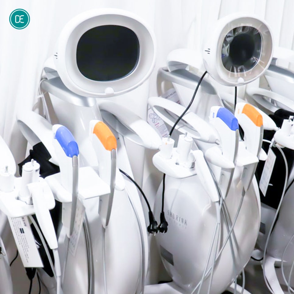 What Is the Duration of 200 Shots Around the Eyelids at the 검단 Eyeshlink Universe? image 3