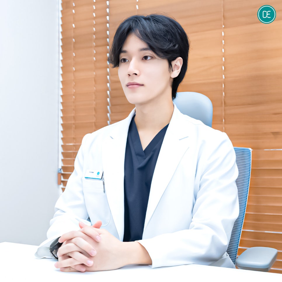 Managing Dark Elbows with Guwol-dong Toning image 1