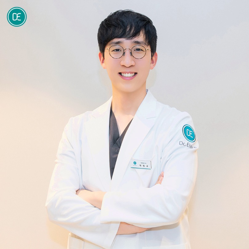 Daechi-dong Men’s Beard Laser Hair Removal: Is 1 Session Different from 10 Sessions? image 1
