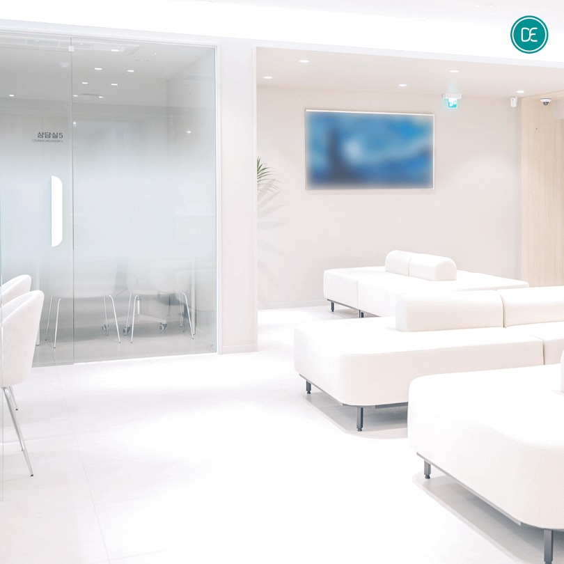 What’s the Difference Between Cheongdam Radiesse and Filler for Improving Neck Wrinkles? image 4
