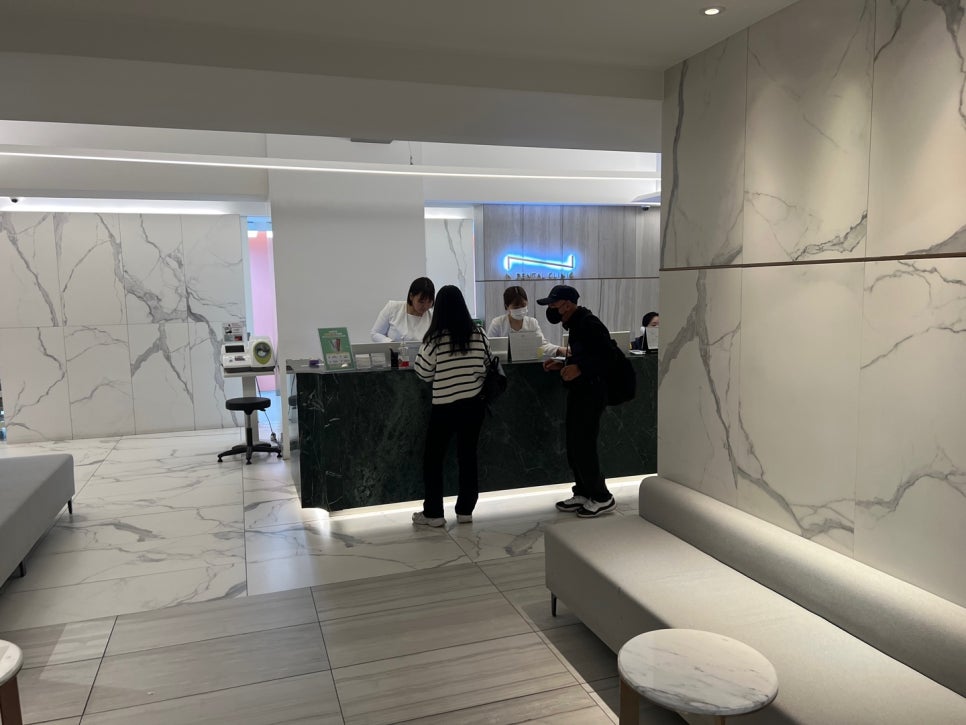 서초동임플란트 웃음이 아름다워지는 순간 관련 이미지 16