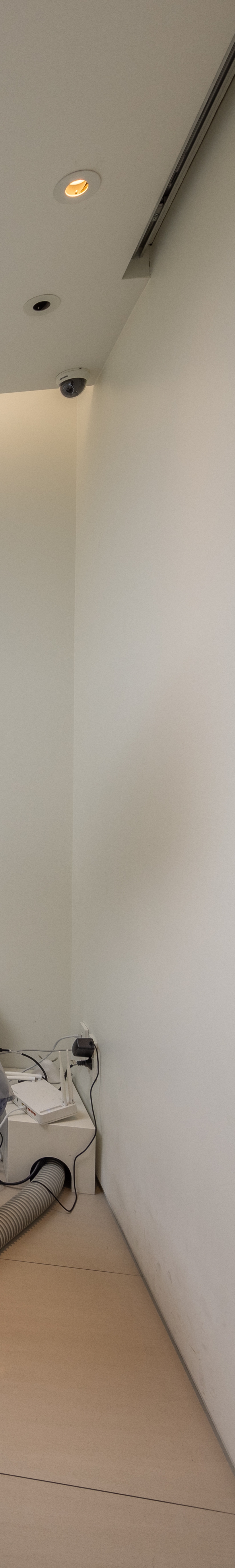 강남역임플란트 오래쓰는 뉴엔치과의 전문성 관련 이미지 14