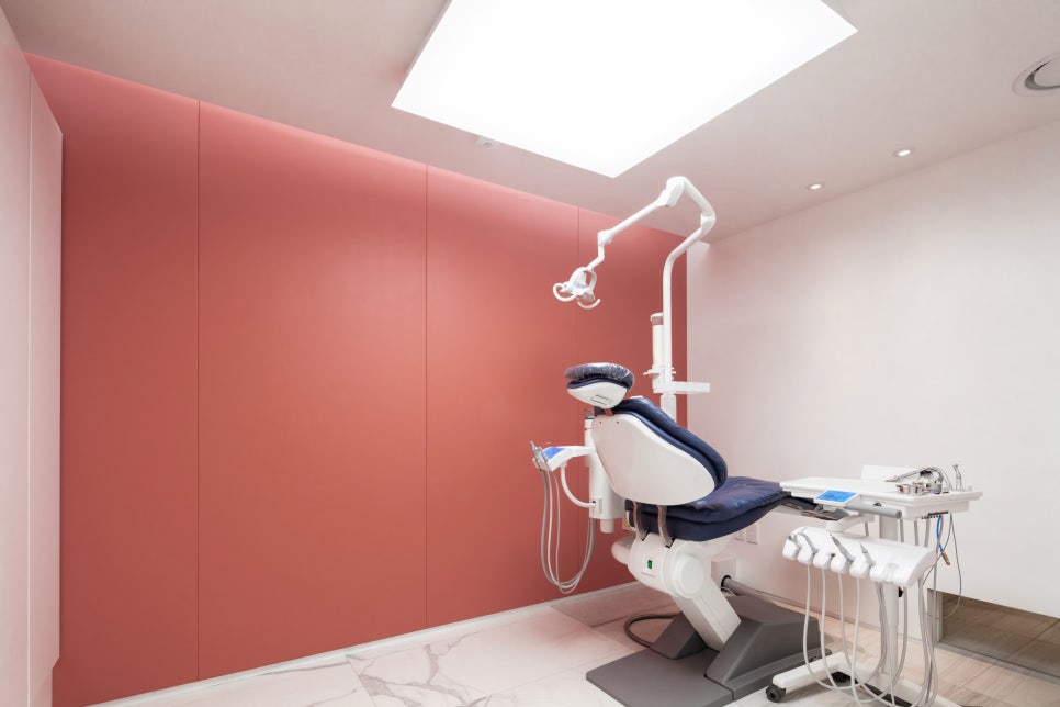 강남임플란트수술 웃음이 아름다워지는 마법 관련 이미지 18