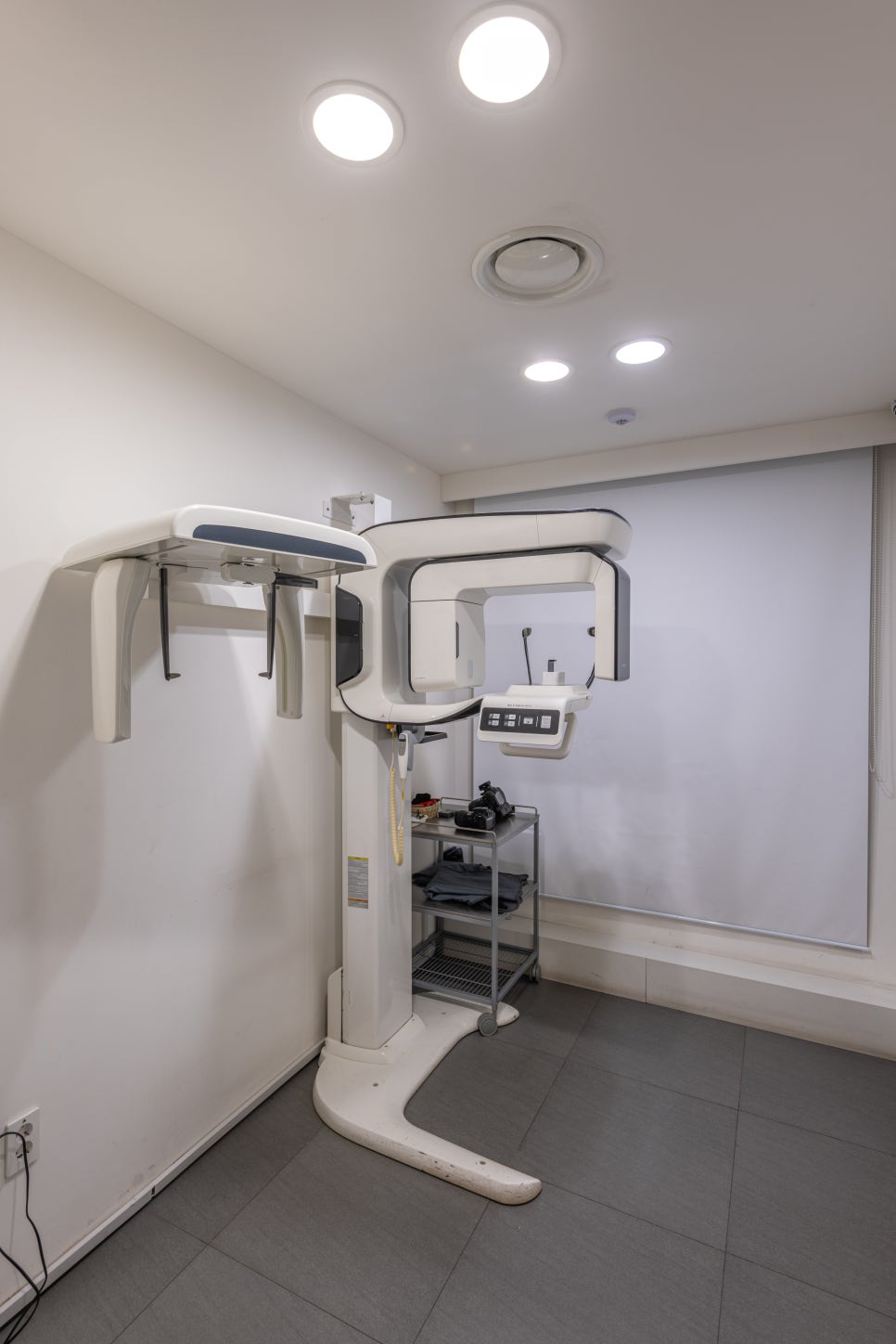 역삼동임플란트 컴퓨터로 상세하게 치료 관련 이미지 27