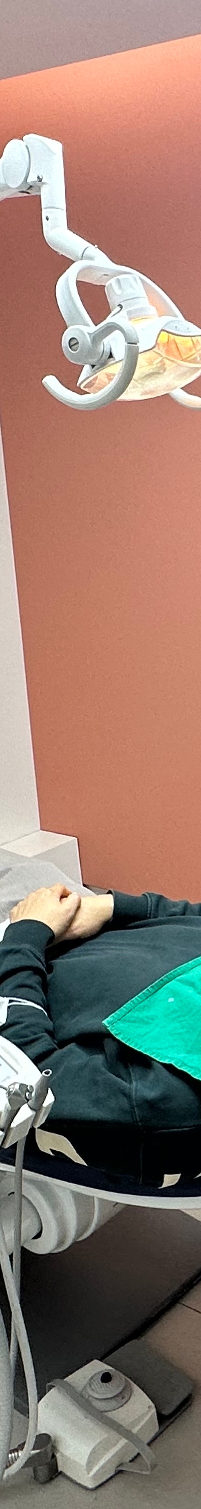 전신질환 환자도 임플란트 할 수 있을까? 안전한 치료방법 관련 이미지 12