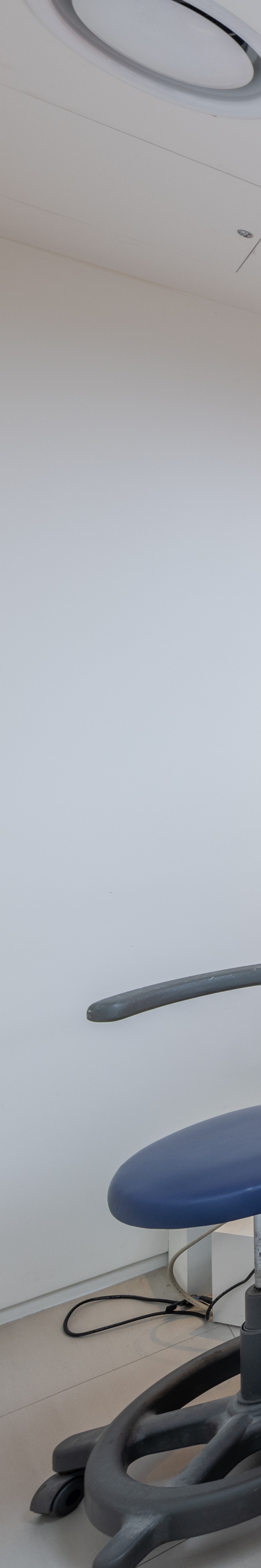 역삼동임플란트 컴퓨터로 상세하게 치료 관련 이미지 41