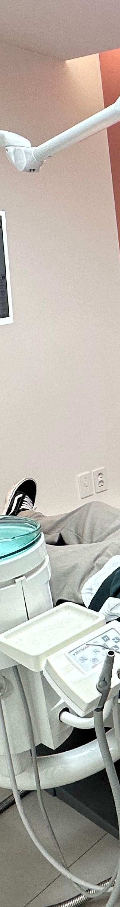 전신질환 환자도 임플란트 할 수 있을까? 안전한 치료방법 관련 이미지 11