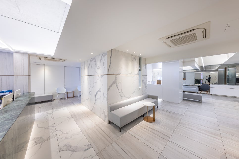 역삼동임플란트 컴퓨터로 상세하게 치료 관련 이미지 23