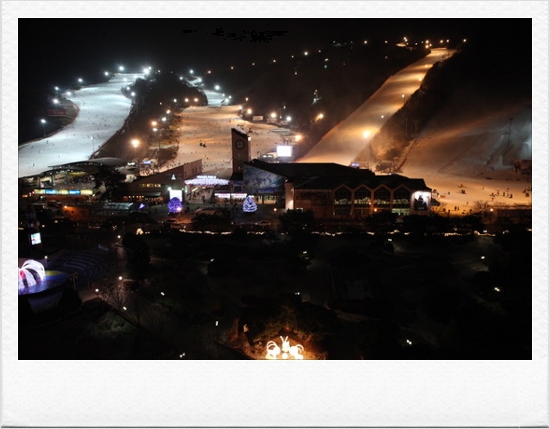 Daemyung Hongcheon Vivaldi Ski Resort on Christmas Day 2009 image 3