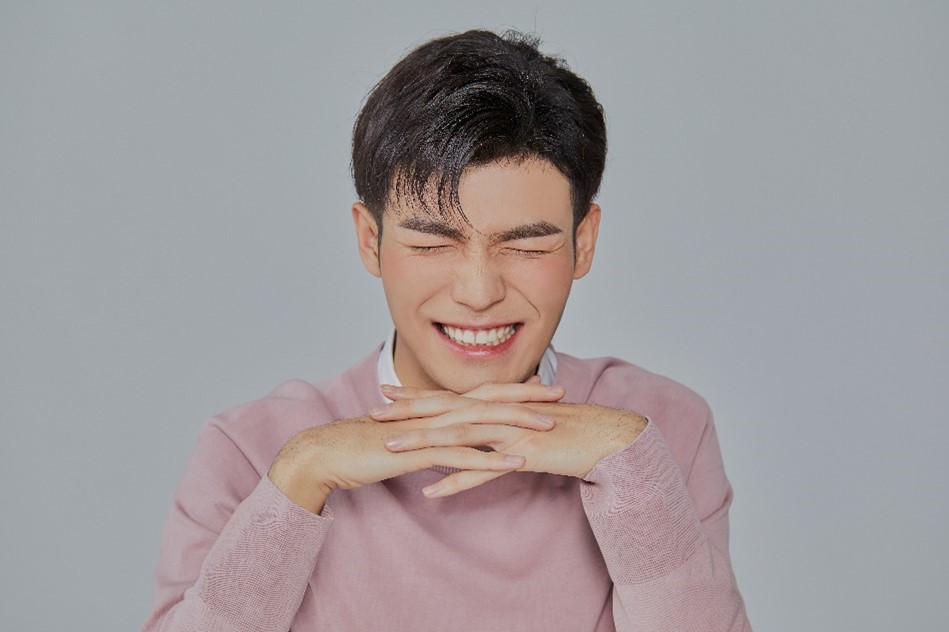 Men Can Get Lower Eyelid Fat Repositioning Too! Seoul Lower Eyelid Fat Repositioning Procedure image 1