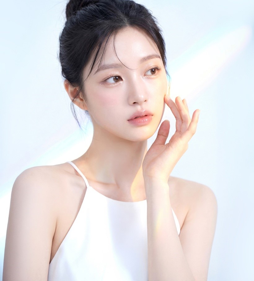 How I-Nique Performs Lower Eyelid Fat Removal! image 3