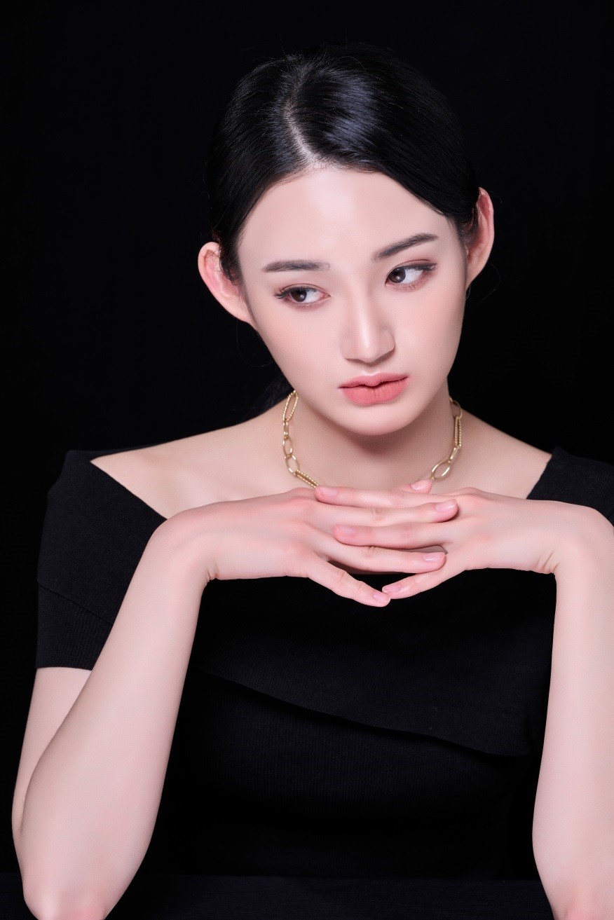 What Is the Solution for Unnatural Double Eyelids at a Place Known for Revision Eyelid Surgery in Apgujeong? image 3
