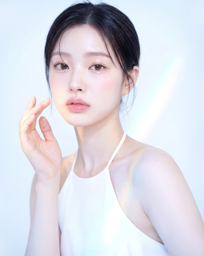 How I-Nique Performs Lower Eyelid Fat Removal! image 1