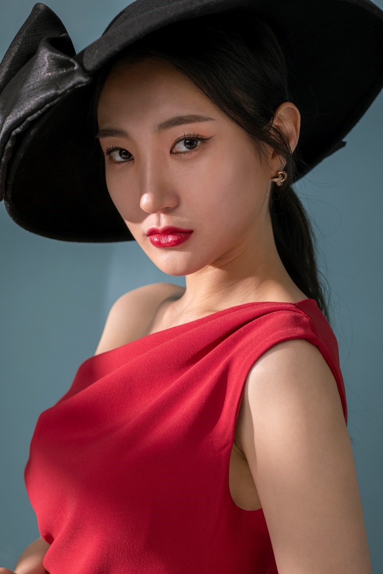How to Improve Droopy Eyes with Ptosis Surgery in Seoul image 1