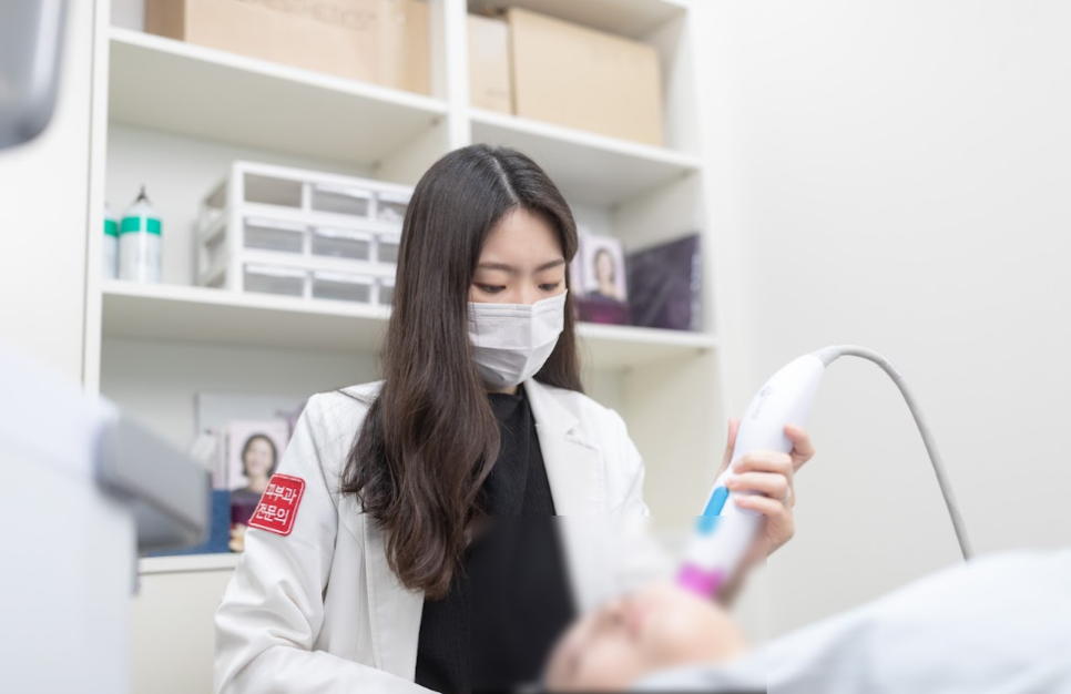공덕 리프팅, 울쎄라와 써마지 선택 기준? 이 글 필독하세요 <공덕피부과전문의 작성> 관련 이미지 4
