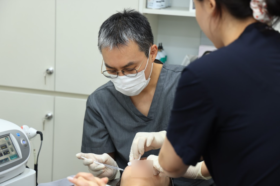 공덕 스킨부스터 리쥬란vs쥬베룩 차이점, 효과 딱 관련 이미지 7