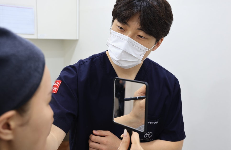 Seodaemun Station Dermatology Clinic Ultherapy Lifting? This Article Settles the Questions About Results and Shot Counts image 9