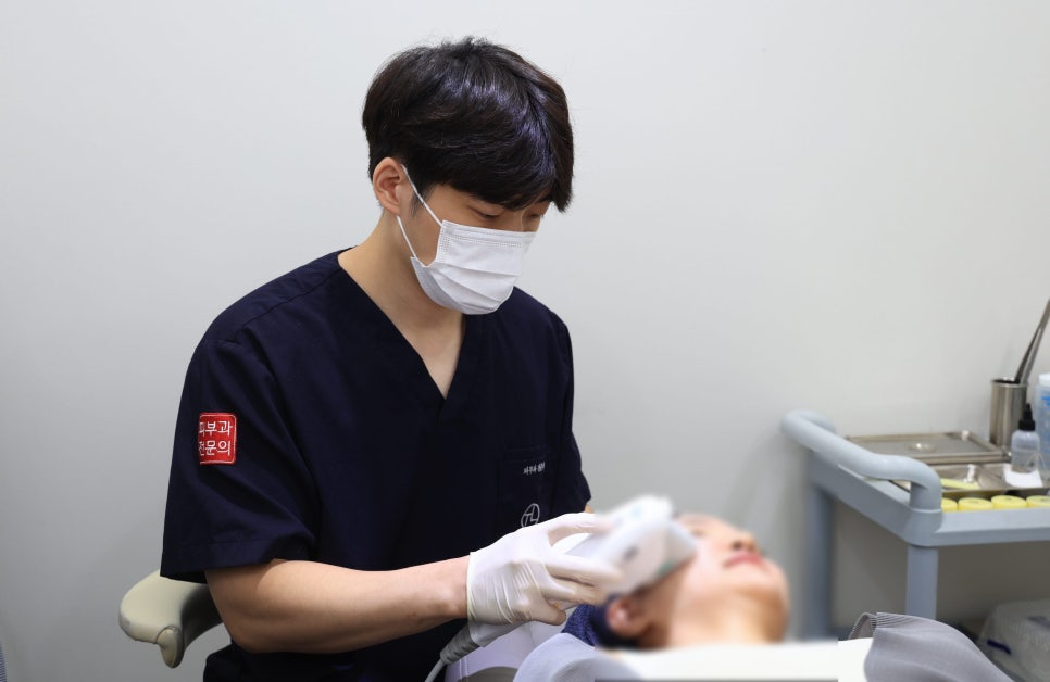 공덕 피부과 울쎄라, 볼패임이 생기는 진짜 이유는 관련 이미지 5