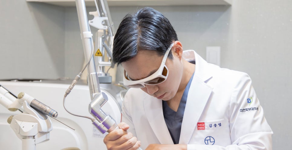 Seodaemun-gu Dermatology Clinic: Why Care by a Board-Certified Dermatologist Is Important image 5