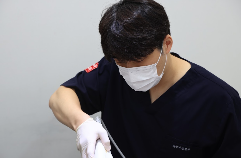 애오개역피부과, 리프팅 효과가 사람마다 다른 이유는 따로 있습니다 관련 이미지 1