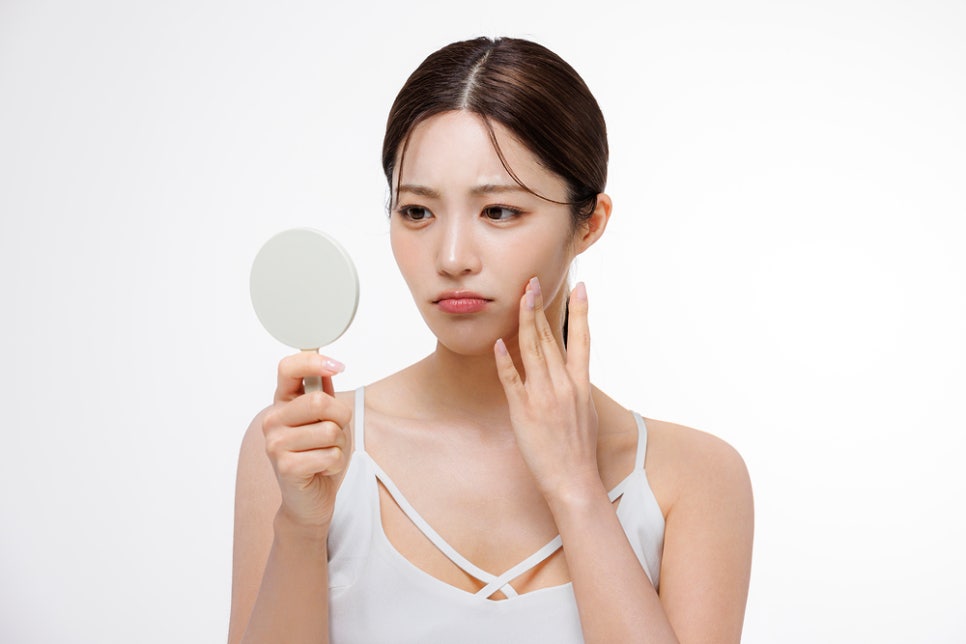 How to Address Worsening Pore Concerns in Summer | Gongdeok Dermatology Clinic image 3