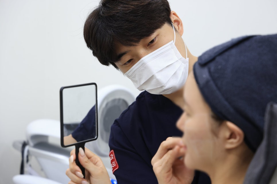 공덕 피부과 팔자주름, 쥬브젠 vs 필러 차이점 알려드릴게요 관련 이미지 8