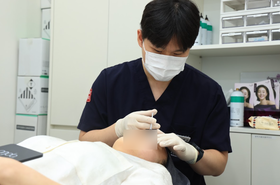 공덕 피부과 팔자주름, 쥬브젠 vs 필러 차이점 알려드릴게요 관련 이미지 5