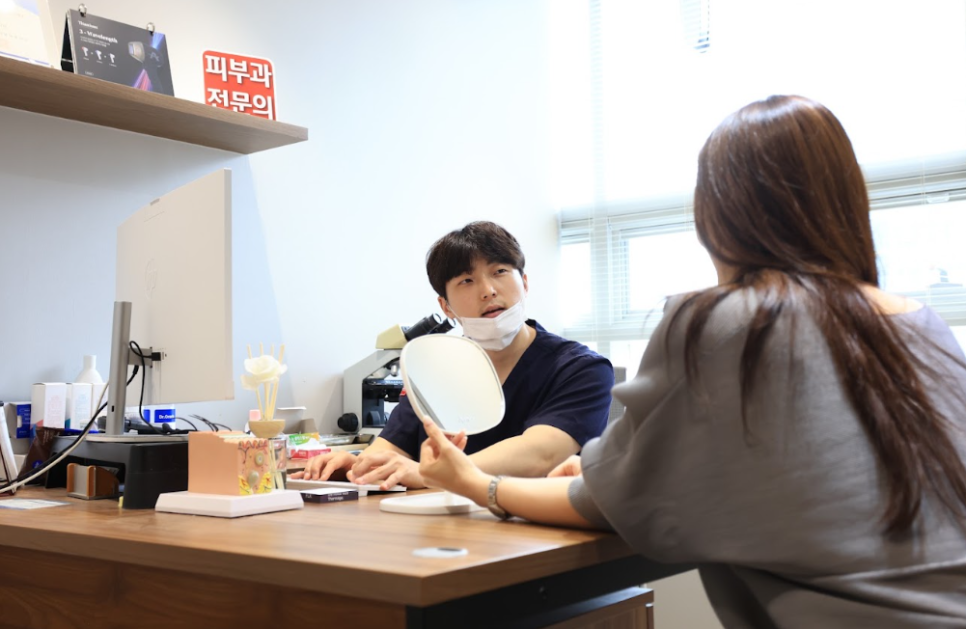 공덕 스킨부스터 리쥬란vs쥬베룩 차이점, 효과 딱 관련 이미지 1