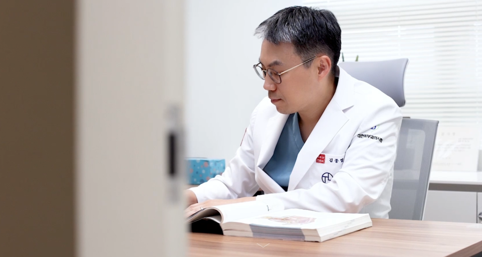 Why Choosing the Right Option for Your Skin Concerns Matters at Aeogae Dermatology image 1