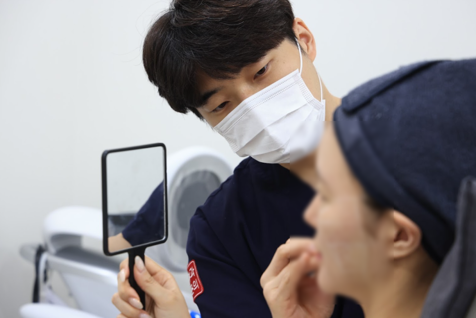 마포역 근처 피부과, 리프팅 후 볼 패일까 봐 무섭다면? 소프웨이브는 다릅니다 관련 이미지 2