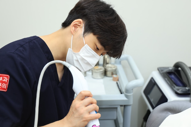 Written by a Dermatology Specialist in Seodaemun-gu: How to Get Thermage Lifting Done Properly image 1